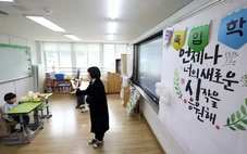 'Lễ khai giảng đơn độc' ở Hàn Quốc, 210 trường không có học sinh lớp 1