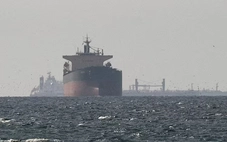 Ba tàu Trung Quốc vượt eo biển Hormuz an toàn, Bắc Kinh nói 'biết ơn'