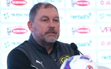 HLV tuyển Malaysia khen Xuân Son và Hoàng Hên