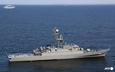 Tàu Iran chìm ngoài khơi Sri lanka, ít nhất 101 người mất tích, do tàu ngầm tấn công?