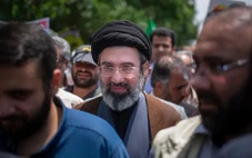 Con trai ông Khamenei trở thành ứng viên hàng đầu kế nhiệm cha