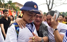 Những khoảnh khắc xúc động 
 trong ngày tiễn quân lên đường nhập ngũ ở TP.HCM