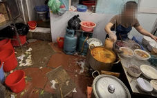 Đóng cửa quán bún riêu Hà Nội bị khách Trung Quốc phản ánh 'vệ sinh chưa tốt'