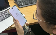 Lên mạng tìm thợ mở lại Mobile Banking, người dùng hoang mang vì loạt vấn đề