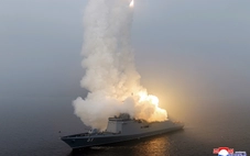 Lãnh đạo Triều Tiên thị sát tàu khu trục mới, có thể mang đầu đạn hạt nhân