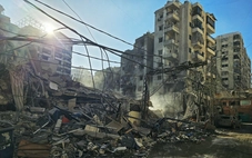 Máy bay Nga sơ tán giúp 117 công dân Iran khỏi Lebanon