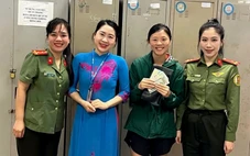 Nữ du khách Mỹ đi 500 cây số mới nhớ quên ví tại sân bay Đồng Hới