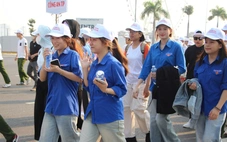 Hàng trăm người Đà Nẵng mít - tinh phát động Ngày sức khoẻ toàn dân, hướng tới phòng bệnh từ sớm