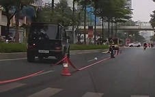 Điều tra vụ cụ ông tử vong cạnh xe Mercedes G63 trên phố lúc sáng sớm