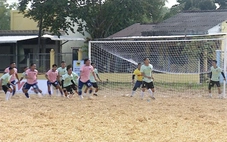 32 đội tham gia giải bóng đá nông dân Khmer