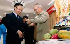 TP.HCM chúc mừng Tết cổ truyền Bunpimay của Lào