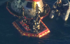 Phi hành đoàn Artemis II rời tàu Orion, ông Trump mời sớm thăm Nhà Trắng