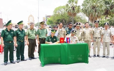 Campuchia trao trả 73 người lao động bất hợp pháp, có người bị truy nã