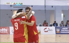 Futsal Việt Nam - Úc (hiệp 1) 1-0: Việt Nam đang chơi lấn lướt