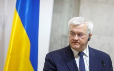 Ukraine dỡ bỏ khuyến cáo hạn chế công dân du lịch tới Hungary