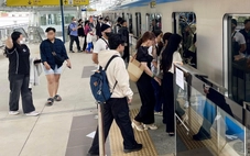 Cảm nhận thú vị và góp ý của hành khách đi xe lăn trên metro TP.HCM