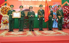 Bộ đội biên phòng Cần Thơ nhận Huân chương Chiến công hạng nhì