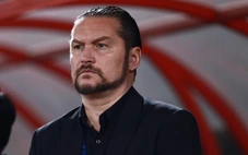 HLV Popov bị cấm chỉ đạo 4 trận, phạt 20 triệu đồng