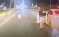 Bé gái đi lạc giữa đường được tài xế ô tô cứu kịp thời