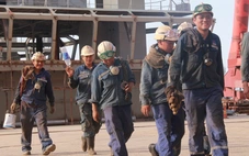 Có nhà nhưng xa nơi làm việc quá 30km vẫn được mua nhà ở xã hội