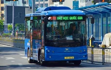 TP.HCM nghiên cứu mô hình DRT mới gom khách cho xe buýt, xem xét thí điểm tại Đại học Quốc gia
