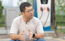 Chủ xe xăng VinFast: 'Đổi sang xe điện phải học cách buông bỏ'