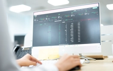 Chứng khoán 16-4: Chiến sự Iran tác động ra sao tới lợi nhuận trung bình toàn thị trường năm 2026?