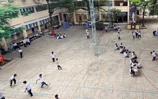 5 học sinh tiểu học bị cô giáo phạt tự dùng kim tiêm chích vào tay