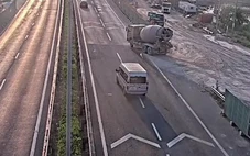 Xử phạt đơn vị thi công mở rộng cao tốc TP.HCM - Long Thành vì để xe ra vào không có người hướng dẫn