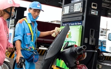 Bộ Công Thương lý giải việc giảm giá dầu vào 0h ngày 16-4