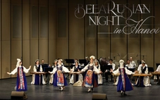 Biểu tượng của Belarus đến Hà Nội