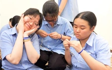 Xóa bỏ rào cản cho người khuyết tật: Từ trợ giúp đến trao quyền