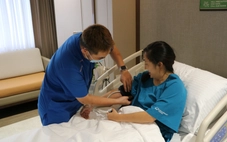 Nhiều loại ung thư gia tăng ở người trẻ châu Á, giới y khoa nỗ lực tìm lời giải