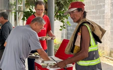 Quán cơm Yêu thương của 'đại gia' thủy sản miền Tây