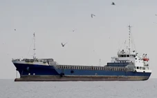 Iran tái áp đặt các hạn chế với eo biển Hormuz, cáo buộc Mỹ 'vi phạm lòng tin'