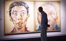 Giữa những mơ hồ, cuộc sống tiếp diễn