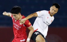 Đình Bắc 'sát muối' vào ngày buồn của Tiến Linh