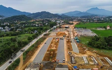 Công trường đại lộ Thăng Long rộng tới 180m và tuyến metro trị giá hơn 65.000 tỉ phía tây Hà Nội