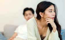 Càng lớn tuổi, càng có địa vị trong xã hội vợ chồng càng khó chia sẻ, nói chuyện với nhau?