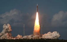 Phi hành gia NASA khởi hành lên Mặt trăng lần đầu sau hơn 50 năm