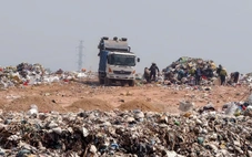 Khói và nước rỉ từ bãi rác ở Đắk Lắk đe dọa môi trường