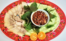 Dưa gang đầm phá quả to, xắt ra mà chấm mắm rò Thuận An