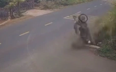 Đình chỉ thiếu tá CSGT để điều tra vụ tai nạn làm nam sinh lớp 12 tử vong