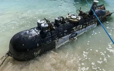 Liên tiếp phát hiện 3 'vật thể lạ giống tên lửa' ngoài khơi Indonesia