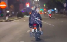 Truy nóng hai thiếu niên mang kiếm Nhật, che biển số, phóng xe lúc rạng sáng ở Đà Nẵng
