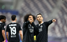 Đội bóng 'trả lại' cúp vô địch vì lỗi thay người ngớ ngẩn của... đội khác