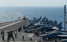 Mỹ chuẩn bị tấn công bất ngờ Iran?