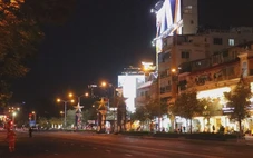 TP.HCM giảm sáng đô thị về đêm, tắt biển quảng cáo sau 22 giờ