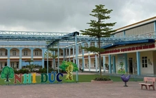 Không qua đấu thầu, doanh nghiệp vẫn được cấp thực phẩm vào trường học