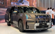 Cận cảnh Zeekr 009 2026 sắp về Việt Nam: Loa như Bentley, sạc 10 phút đi 510km, mạnh 925 mã lực